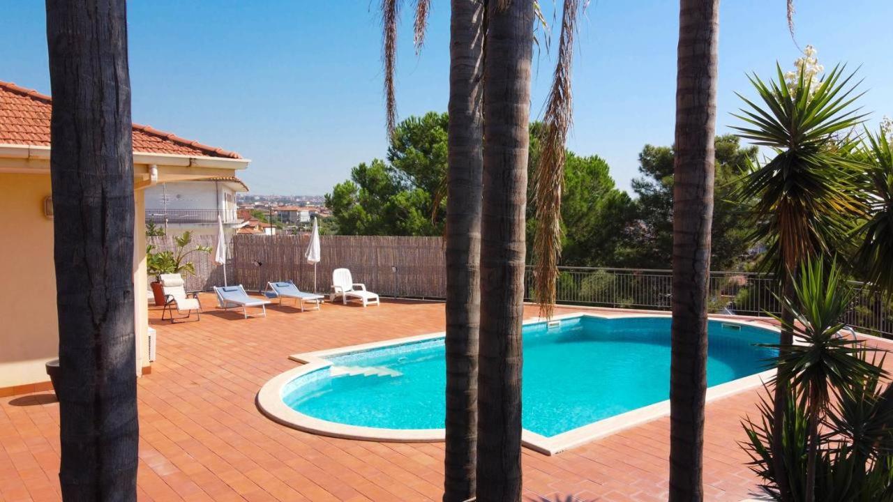 Holiday Flower Villa Panoramica Sul Golfo Di Catania Містерб'янко Екстер'єр фото
