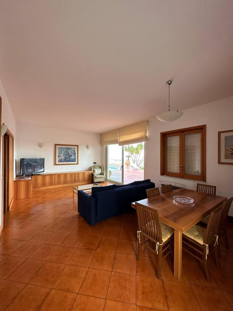Holiday Flower Villa Panoramica Sul Golfo Di Catania Містерб'янко Екстер'єр фото